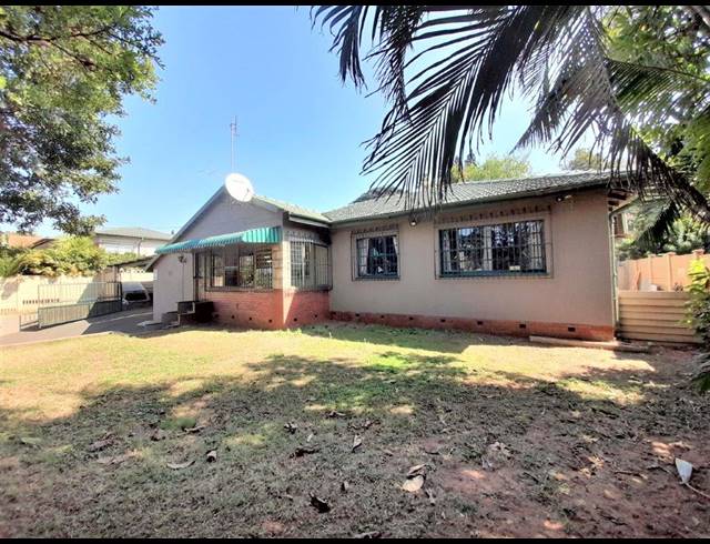 4 BEDROOM HOUSE FOR SALE IN BLUFF